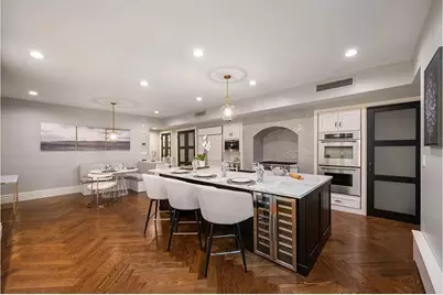 113 E 64th Street, New York City, NY 10065 - Photo 3