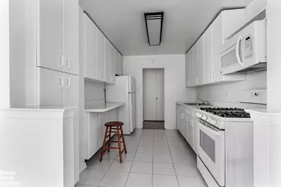 3935 Blackstone Avenue #3C, New York City, NY 10471 - Photo 5