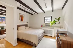 309 W 20th St, New York City, NY 10011 - Photo 3