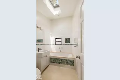 309 W 20th Street #4R, New York City, NY 10011 - Photo 5