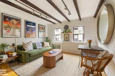 309 W 20th Street #4R, New York City, NY 10011 - Photo 1