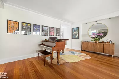 58 W 58th Street #7C, New York City, NY 10019 - Photo 5