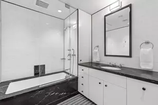 126 E 74th St, New York City, NY 10021 - Photo 21