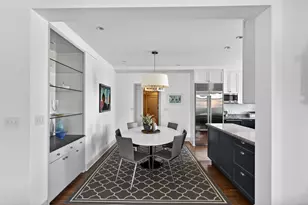 410 W 24th St, New York City, NY 10011 - Photo 5