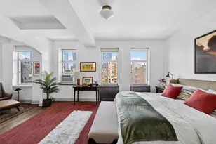 410 W 24th St, New York City, NY 10011 - Photo 9