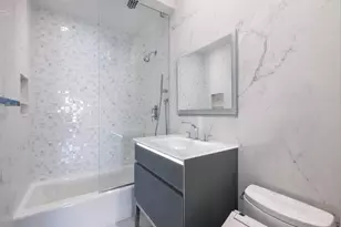 10 E 70th St, New York City, NY 10021 - Photo 9