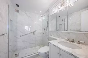10 E 70th St, New York City, NY 10021 - Photo 7