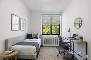 599 E 7th St, New York City, NY 11218 - Photo 11