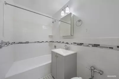 599 E 7th Street #2B, New York City, NY 11218 - Photo 15