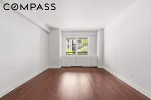 360 E 72nd St, New York City, NY 10021 - Photo 9