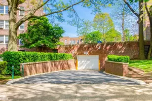 5645 Netherland Ave, New York City, NY 10471 - Photo 13