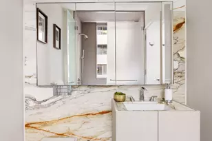 121 E 22nd St, New York City, NY 10010 - Photo 9