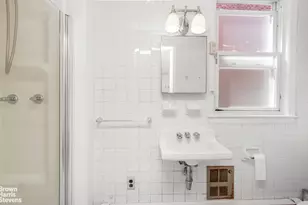 2768 Netherland Ave, New York City, NY 10463 - Photo 21
