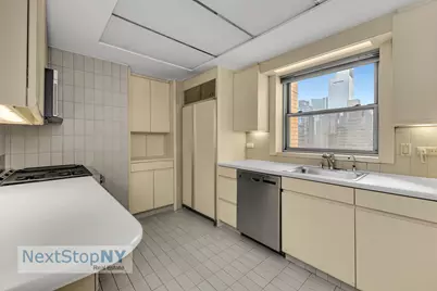 400 E 56th Street #27R, New York City, NY 10022 - Photo 15