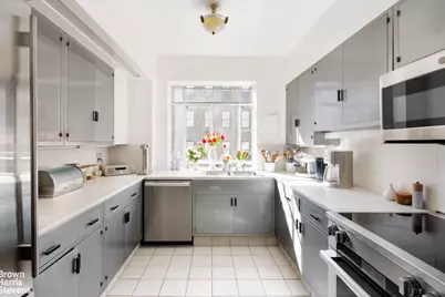 19 E 88th Street #6AH, New York City, NY 10128 - Photo 5