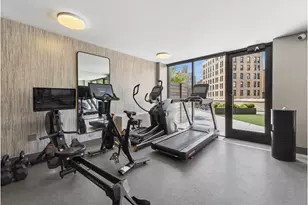 40 E 94th St, New York City, NY 10128 - Photo 11