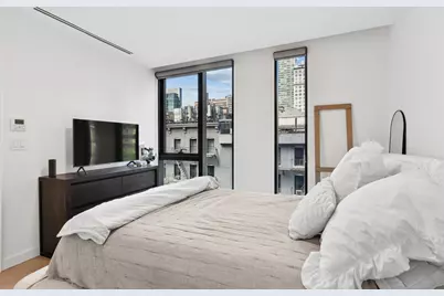 300 W 30th Street #4B, New York City, NY 10001 - Photo 9
