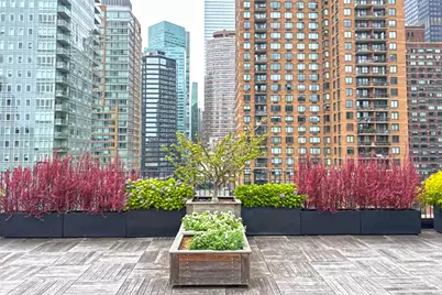 333 E 53rd Street #9-N, New York City, NY 10022 - Photo 21