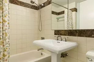 455 Main St, New York City, NY 10044 - Photo 7