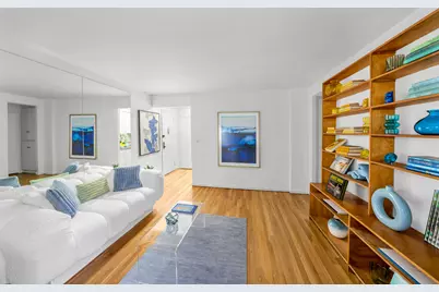 60 E 9th Street #435, New York, NY 10003 - Photo 3