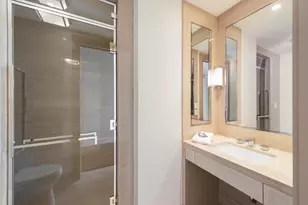 33 E 74th St, New York City, NY 10021 - Photo 17