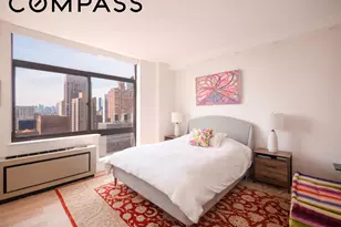 303 E 43rd St, New York City, NY 10017 - Photo 7