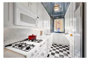 930 5th Ave, New York City, NY 10021 - Photo 11