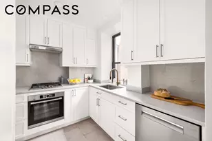 119 W 71st St, New York City, NY 10023 - Photo 7