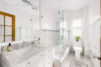 119 W 71st Street #9B, New York City, NY 10023 - Photo 11