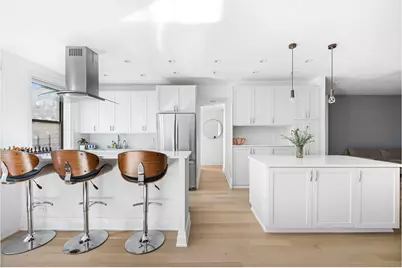 1701 Albemarle Road #D3, New York City, NY 11226 - Photo 5