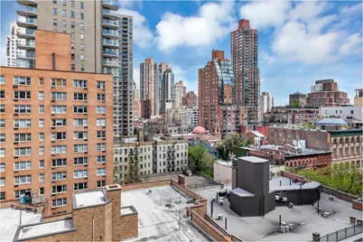 305 E 72nd Street #11IS, New York City, NY 10021 - Photo 3