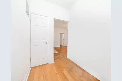 41-41 41st Street #4G, New York City, NY 11104 - Photo 9