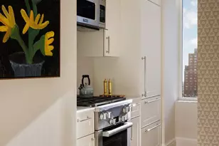 400 E 84th St, New York, NY 10028 - Photo 5