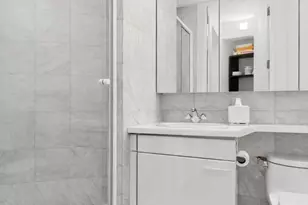 146 W 57th St, New York City, NY 10019 - Photo 7