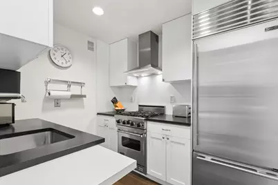 146 W 57th Street #74-A, New York City, NY 10019 - Photo 3