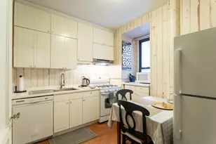 205 W 57th St, New York City, NY 10019 - Photo 3