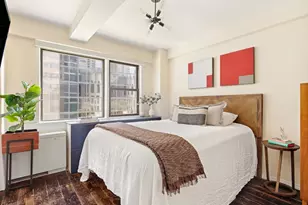 220 E 67th St, New York City, NY 10021 - Photo 7