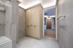 215 E 80th St, New York City, NY 10075 - Photo 5