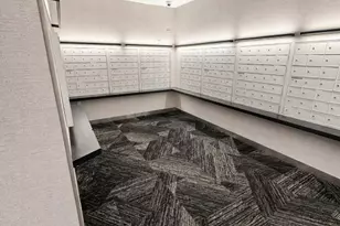 305 E 40th St, New York City, NY 10016 - Photo 9