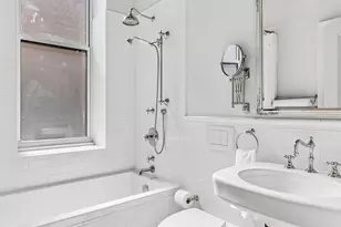 205 E 22nd St, New York, NY 10010 - Photo 7