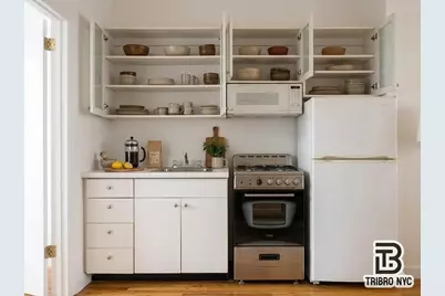 192 Bleecker Street #21, New York City, NY 10012 - Photo 3