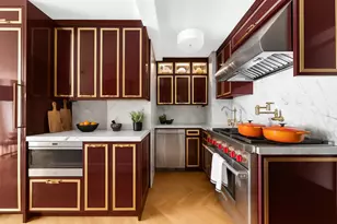 420 E 55th St, New York City, NY 10022 - Photo 1
