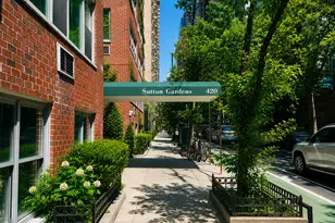 420 E 55th St, New York City, NY 10022 - Photo 9