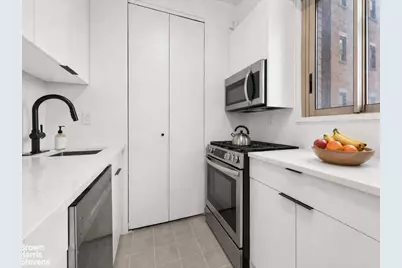 101 W 79th Street #3A, New York City, NY 10024 - Photo 3