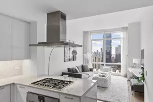 460 W 42nd St, New York City, NY 10036 - Photo 7