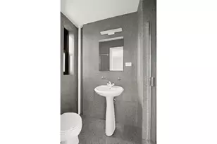 245 E 72nd St, New York City, NY 10021 - Photo 9