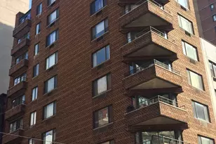 300 E 95th St, New York City, NY 10128 - Photo 5