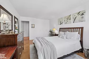340 E 93rd St, New York City, NY 10128 - Photo 5