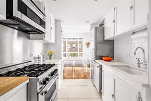 2 Beekman Pl, New York City, NY 10022 - Photo 7