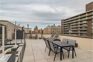203 W 90th St, New York, NY 10024 - Photo 17